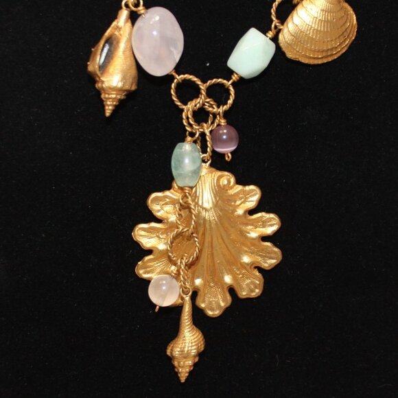 "DB" Gemstone and Gold Tone Shells Link Necklace - Picture 2 of 11